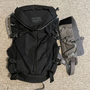 Black Mystery Ranch Coulee 25